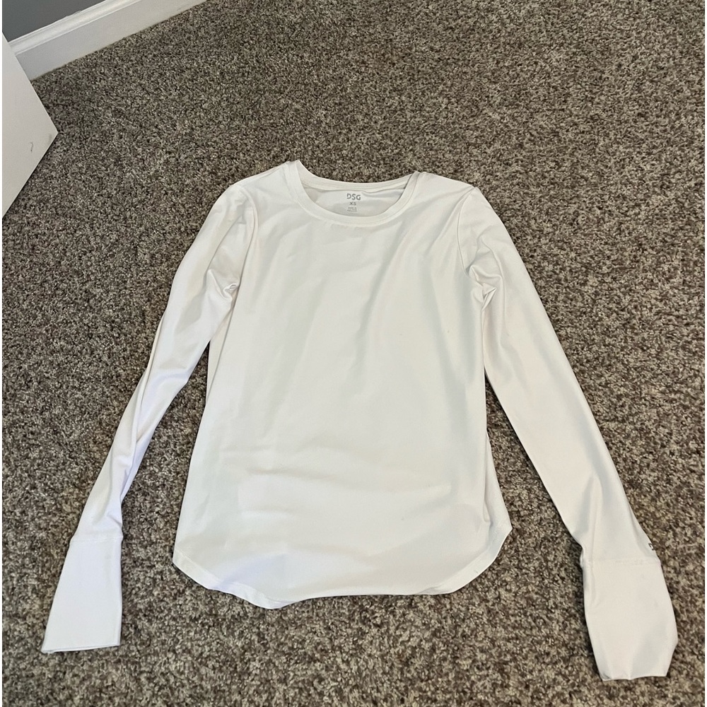 white dicks sporting goods drifit top